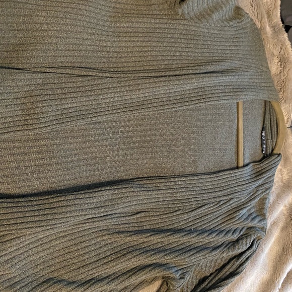 Olive Green Sweater - Picture 3 of 3